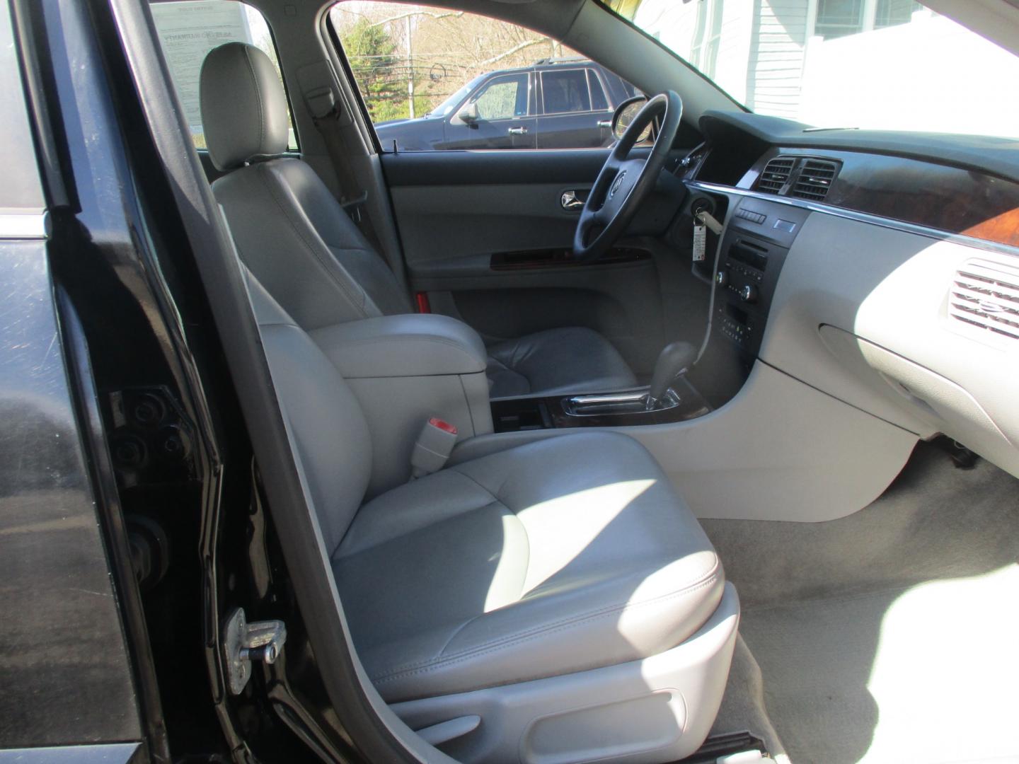 2007 Buick LaCrosse CXL (2G4WD552071) with an 3.8L V6 OHV 12V engine, 4-Speed Automatic Overdrive transmission, located at 540a Delsea Drive, Sewell, NJ, 08080, (856) 589-6888, 39.752560, -75.111206 - Photo#29